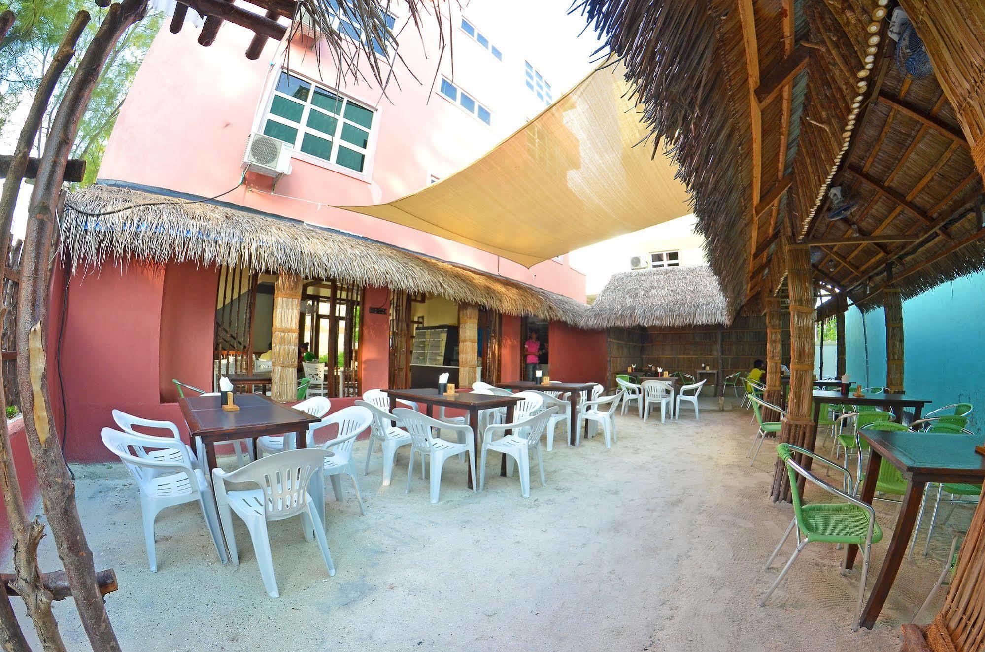 Hotel Dream Relax à Hulhumalé Extérieur photo