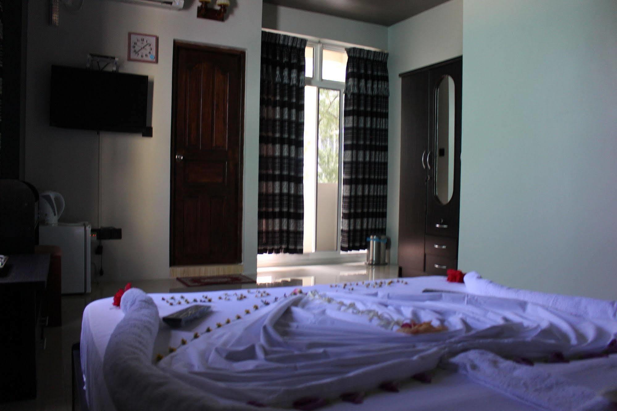 Hotel Dream Relax à Hulhumalé Extérieur photo
